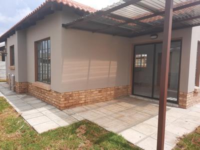 House For Rent in Waterkloof East, Rustenburg