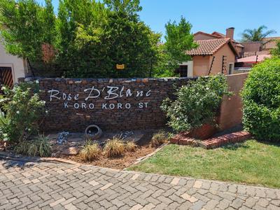 Townhouse For Rent in Waterval, Rustenburg
